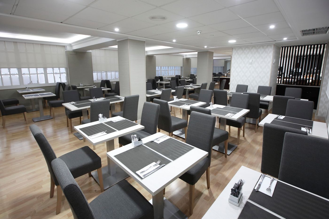 Sercotel-Carlos-III-Restaurant-28