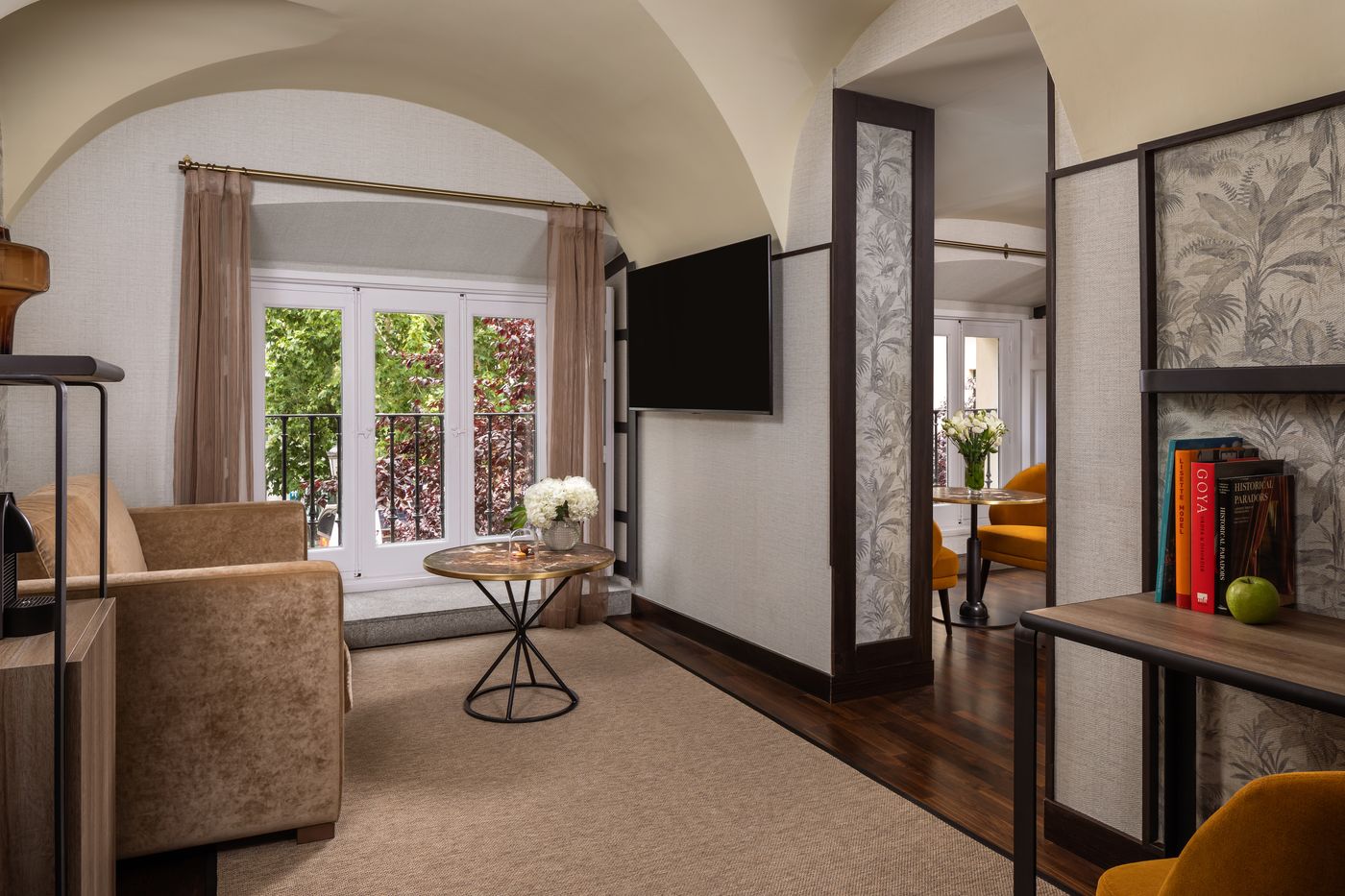 NH-Collection-Madrid-Palacio-de-Tepa-Room-9