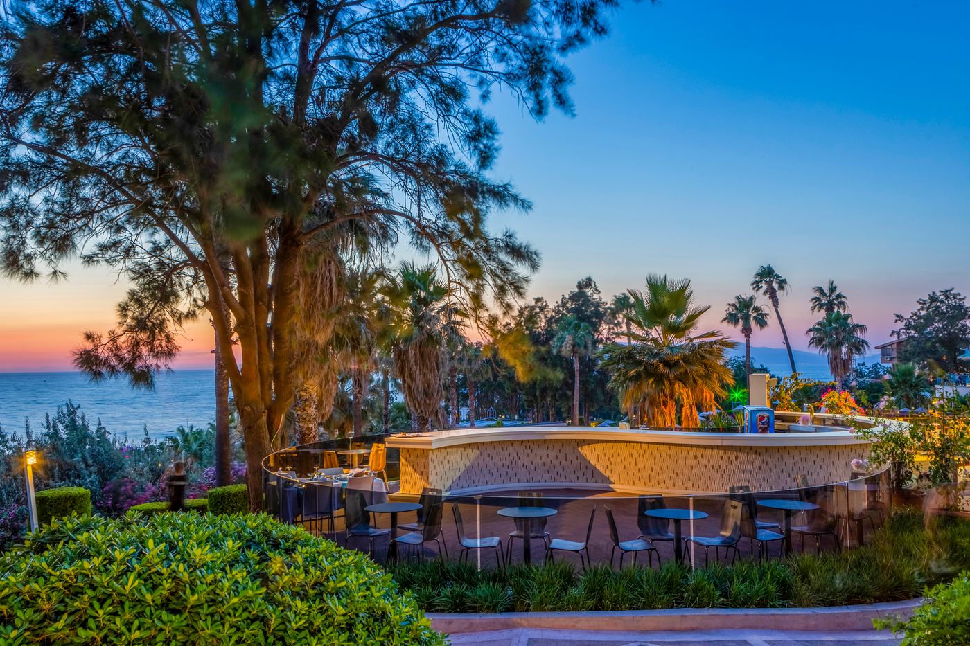 Grand Blue Sky International