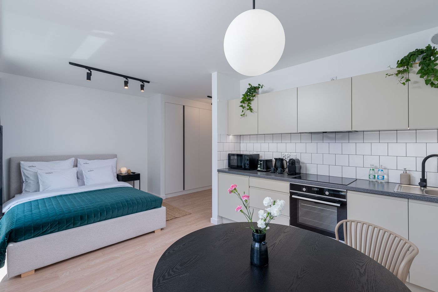 EXCLUSIVE-Aparthotel-Krakow-Lubicz-40-Room-25