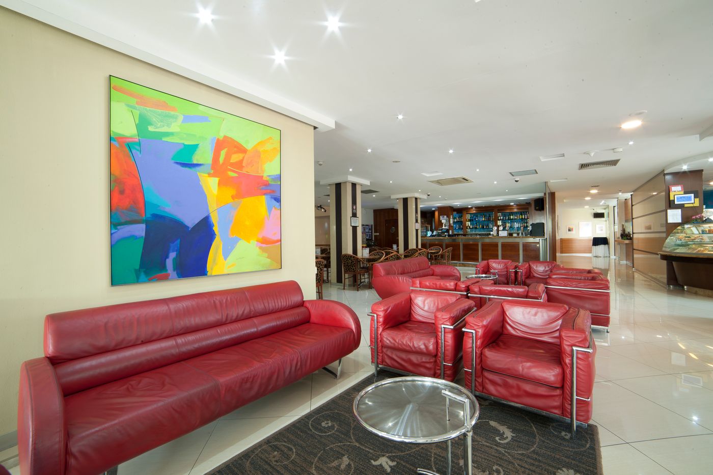 Bella-Vista-Lobby-15