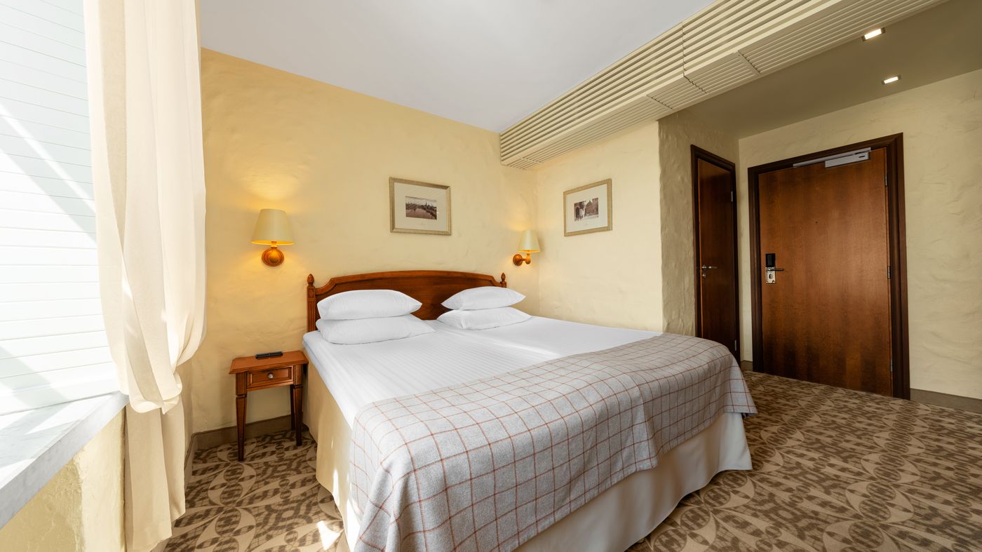 Rixwell-Collection-Savoy-Boutique-Hotel-Room-25