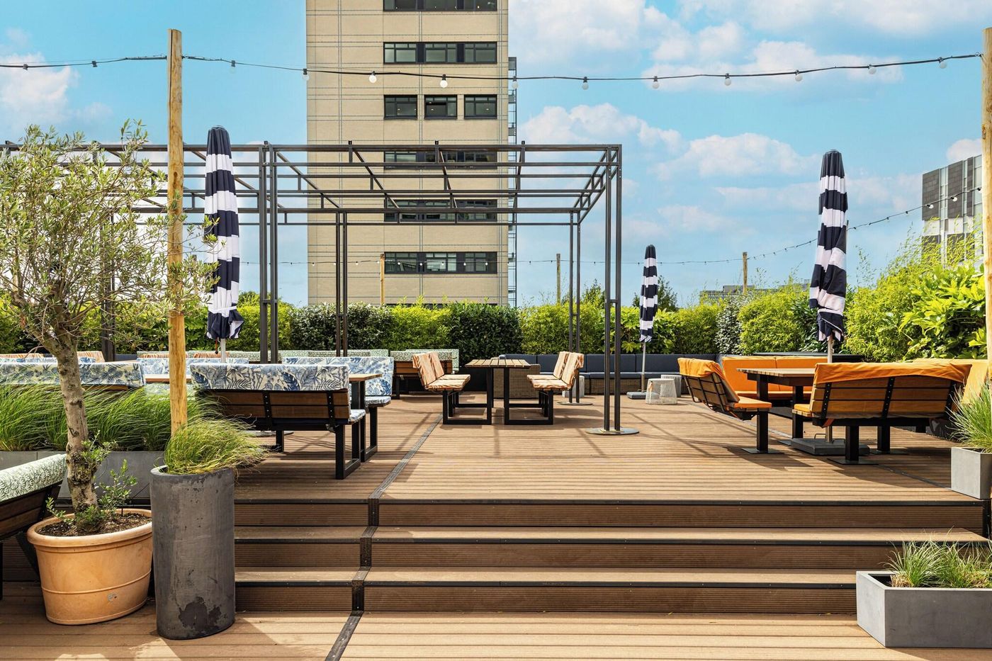 Element-Amsterdam-Terrace-57