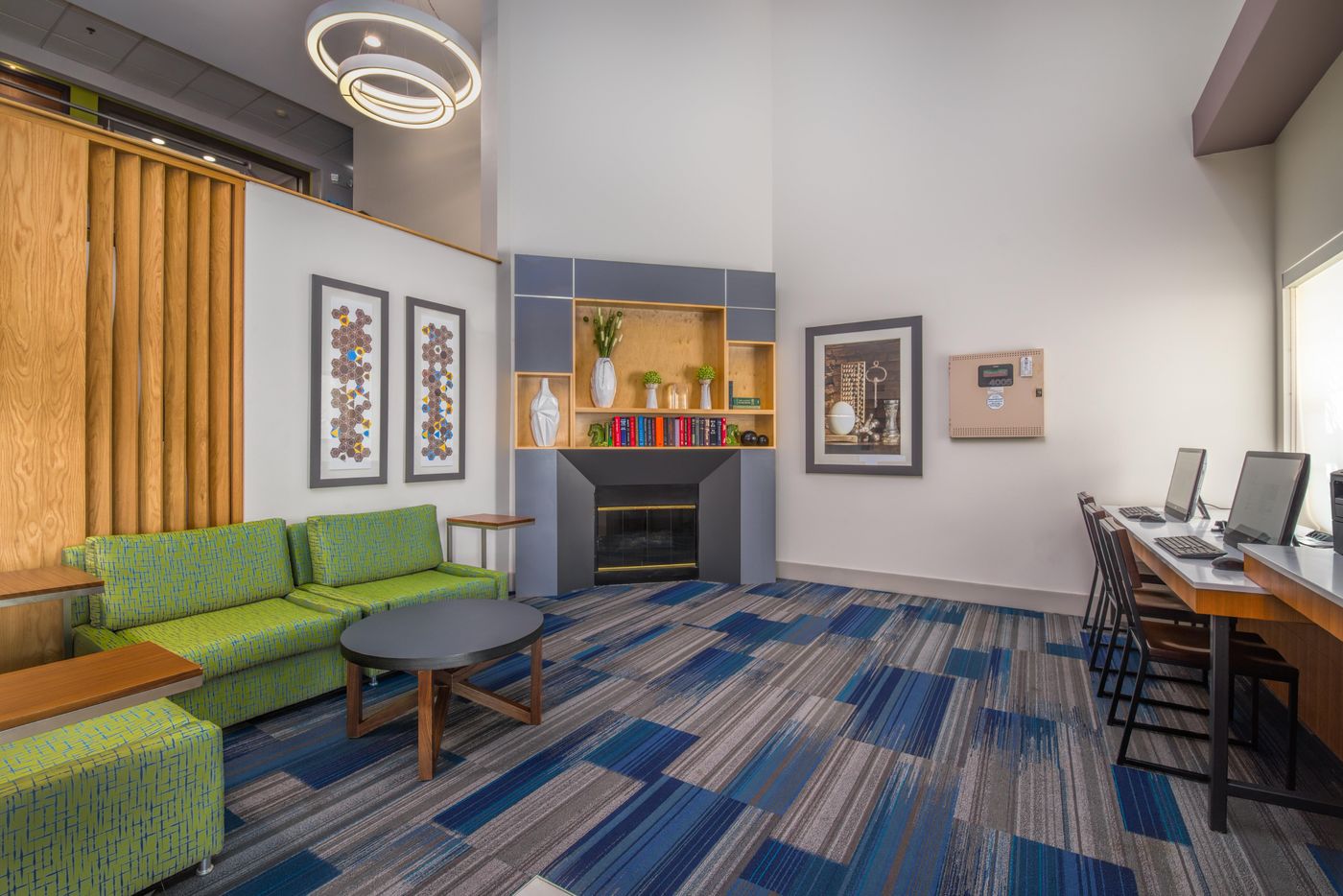 Holiday Inn Express Phoenix Airport -United States-PHOENIX-General view-2