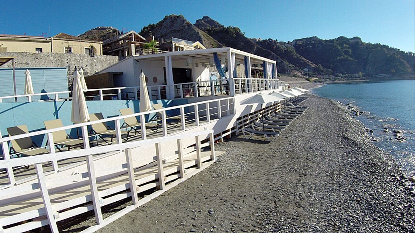Diamond-Hotel-and-Resort-Naxos-Taormina-Beach-59