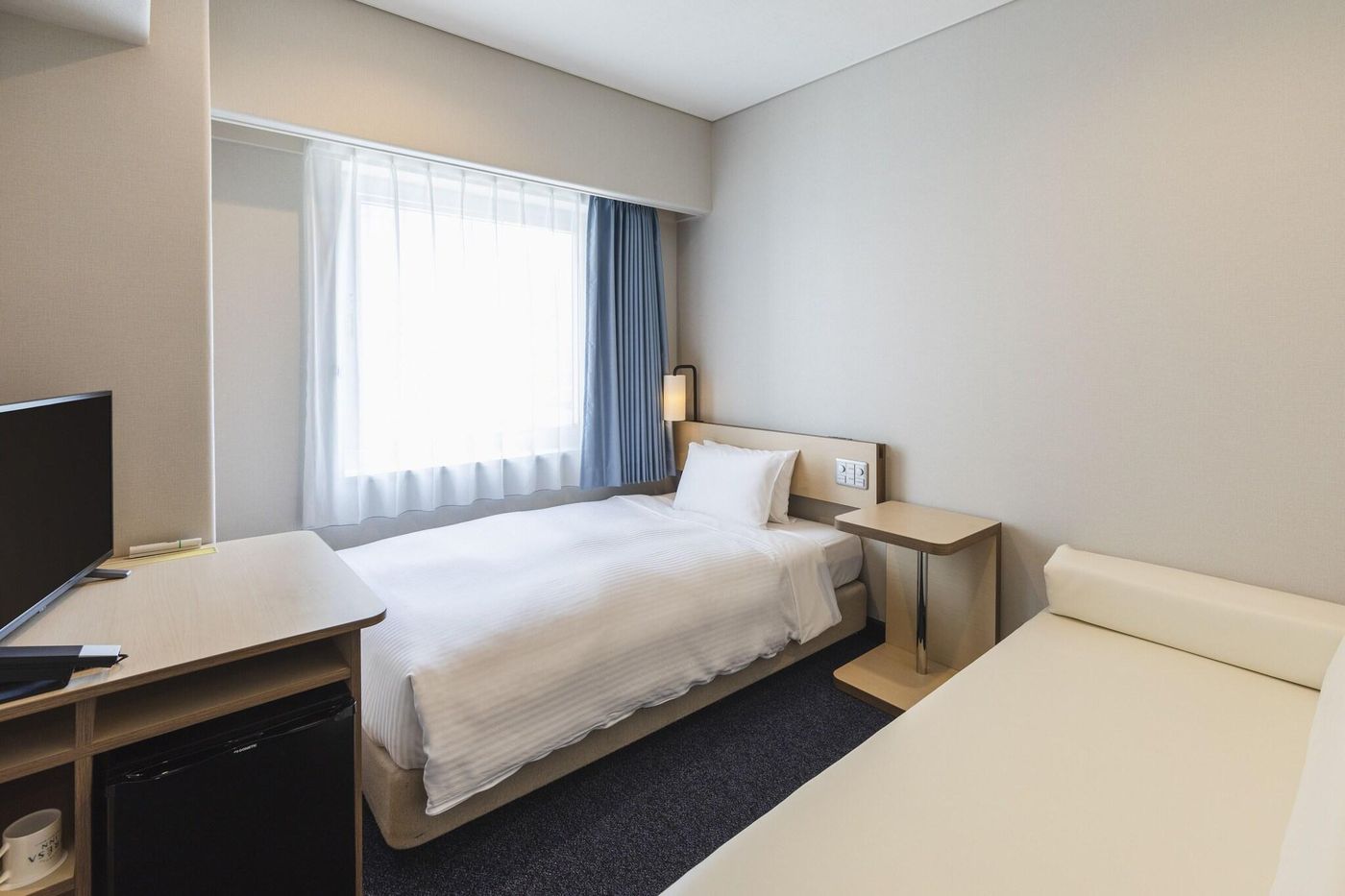 Sotetsu Fresa Inn Tokyo Toyocho-Japan-Tokyo-Room-8