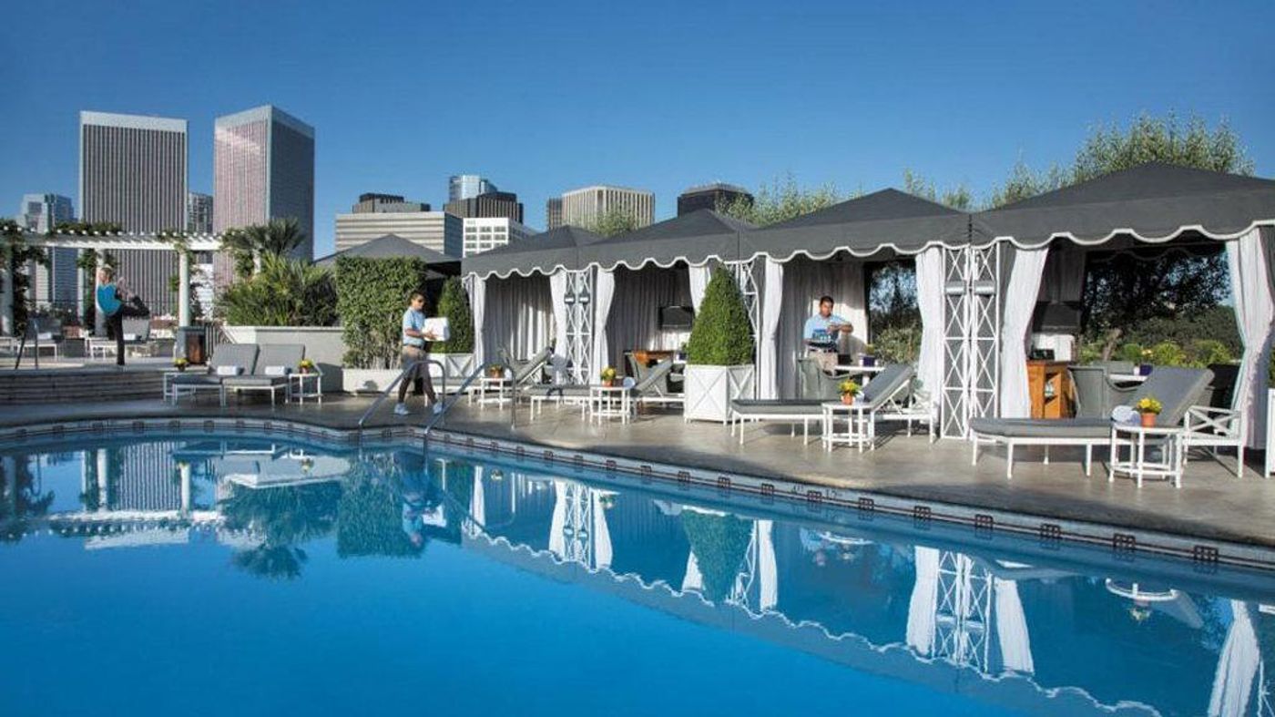 The-Peninsula-Hotel-Beverly-Hills-Beach-28