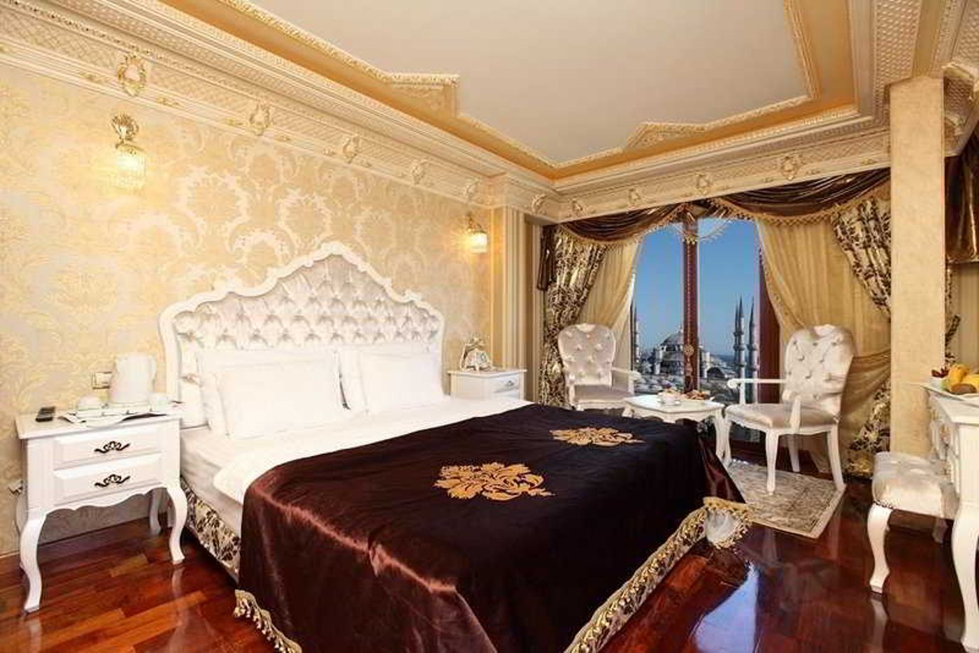 Deluxe-Golden-Horn-Sultanahmet-Room-9