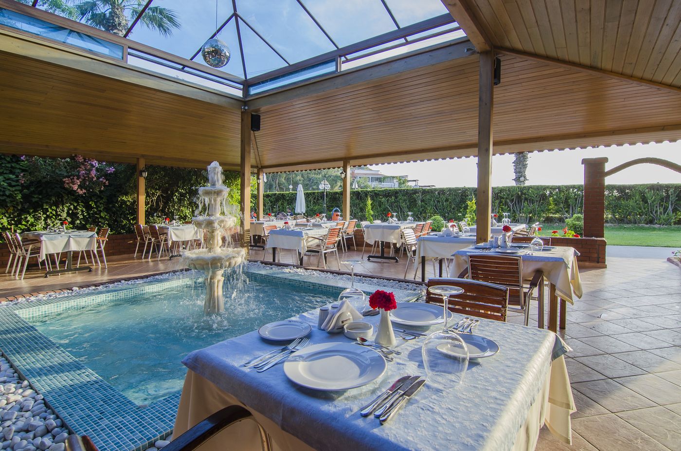 Kustur-Club-Holiday-Village-Restaurant-18