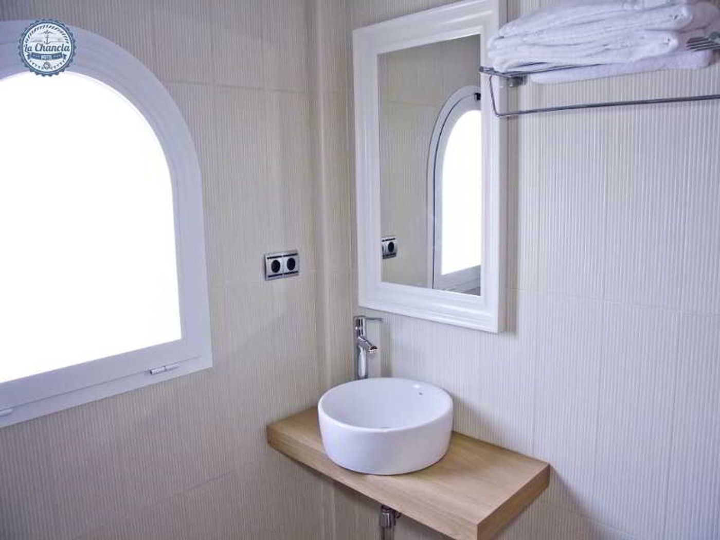 Hotel-La-Chancla-Room-15