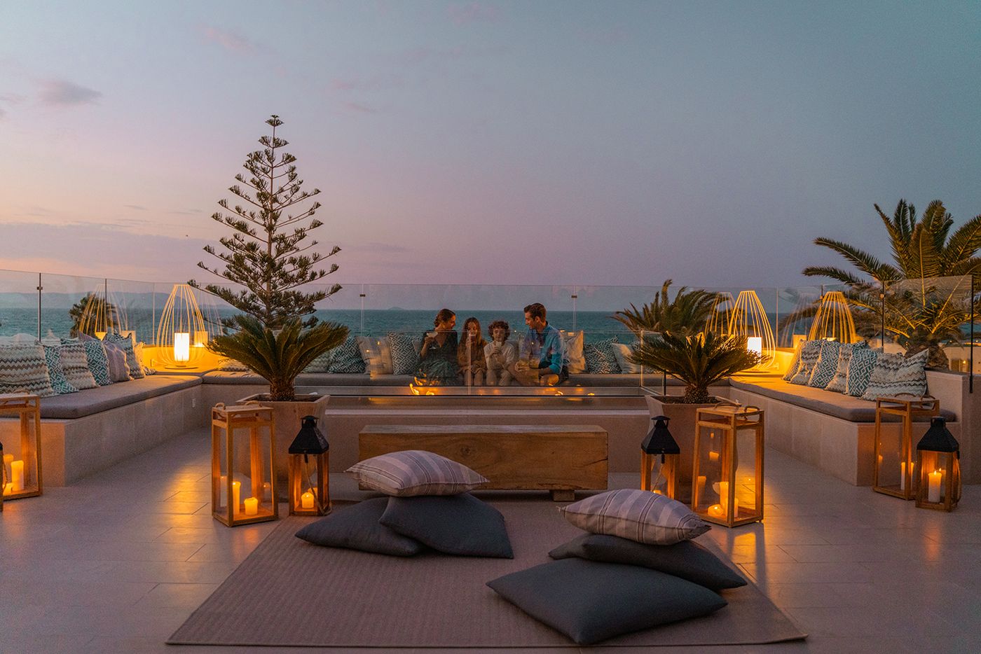 Mitsis-Rinela-Bar-22