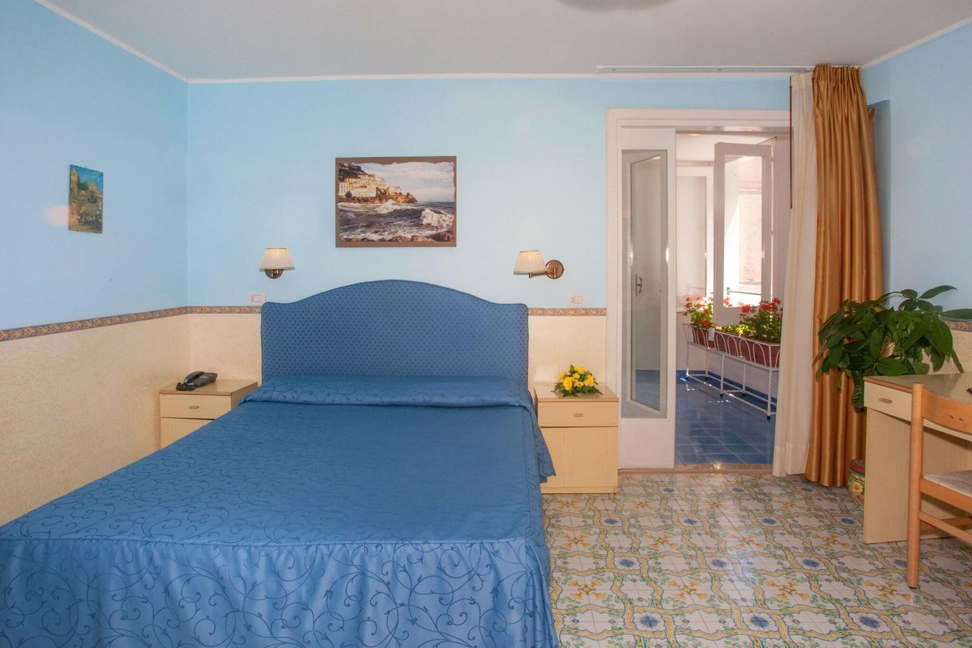 Amalfi-Room-34