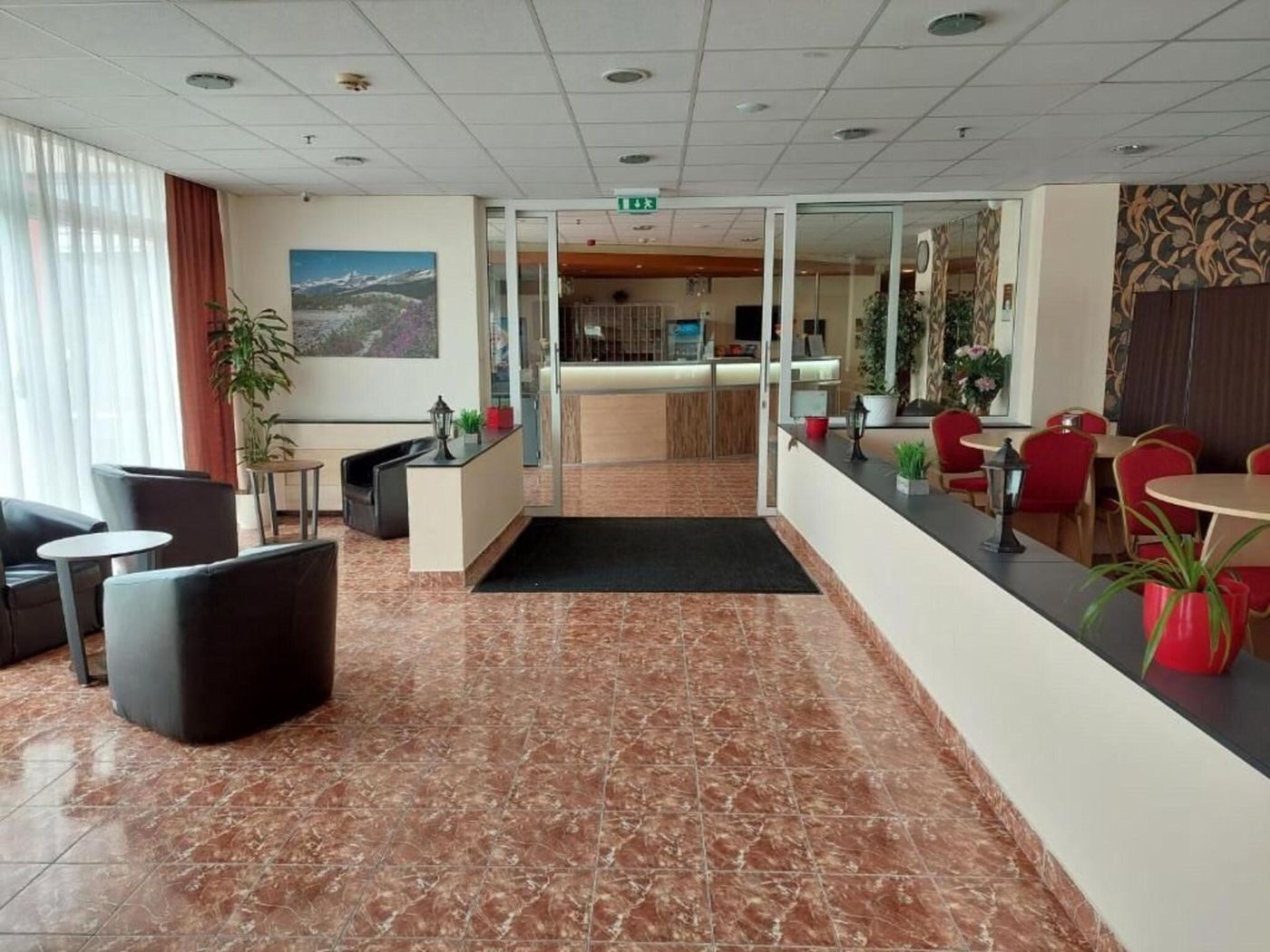 Canada Hotel-Hungary-BUDAPEST-Lobby-7