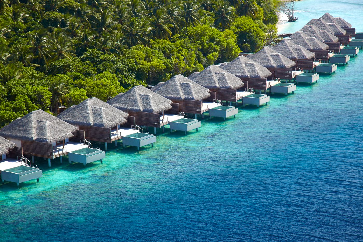 Dusit Thani Maldives 07