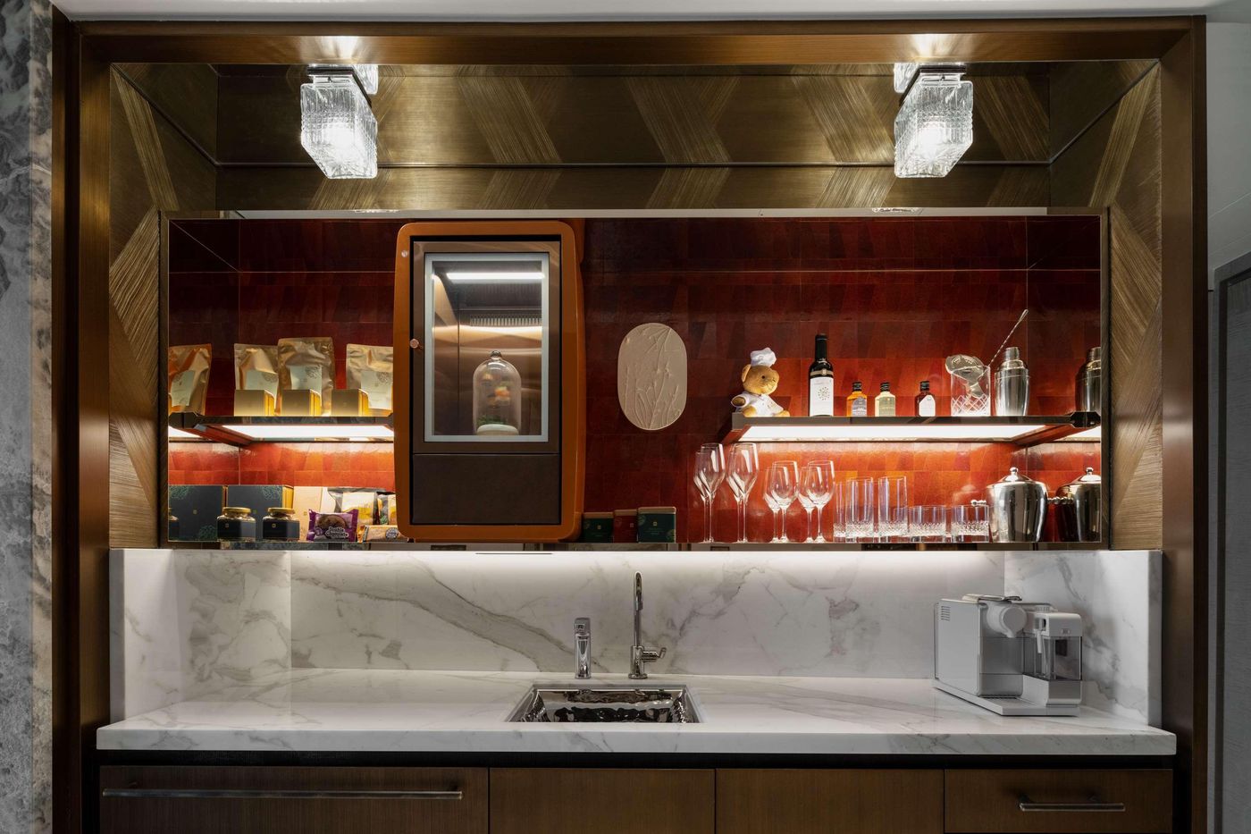 Island-Shangri-La-Hong-Kong-Room-15