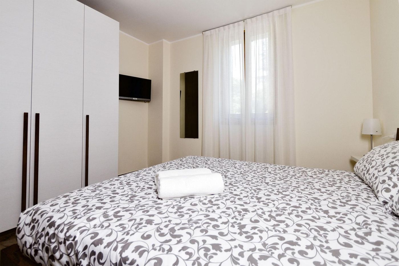 Andirivieni Bellagio Guest House-Italy-BELLAGIO-Room-4