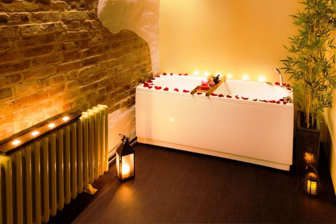 Kreutzwald-Hotel-Tallinn-Sports-and-Entertainment-41