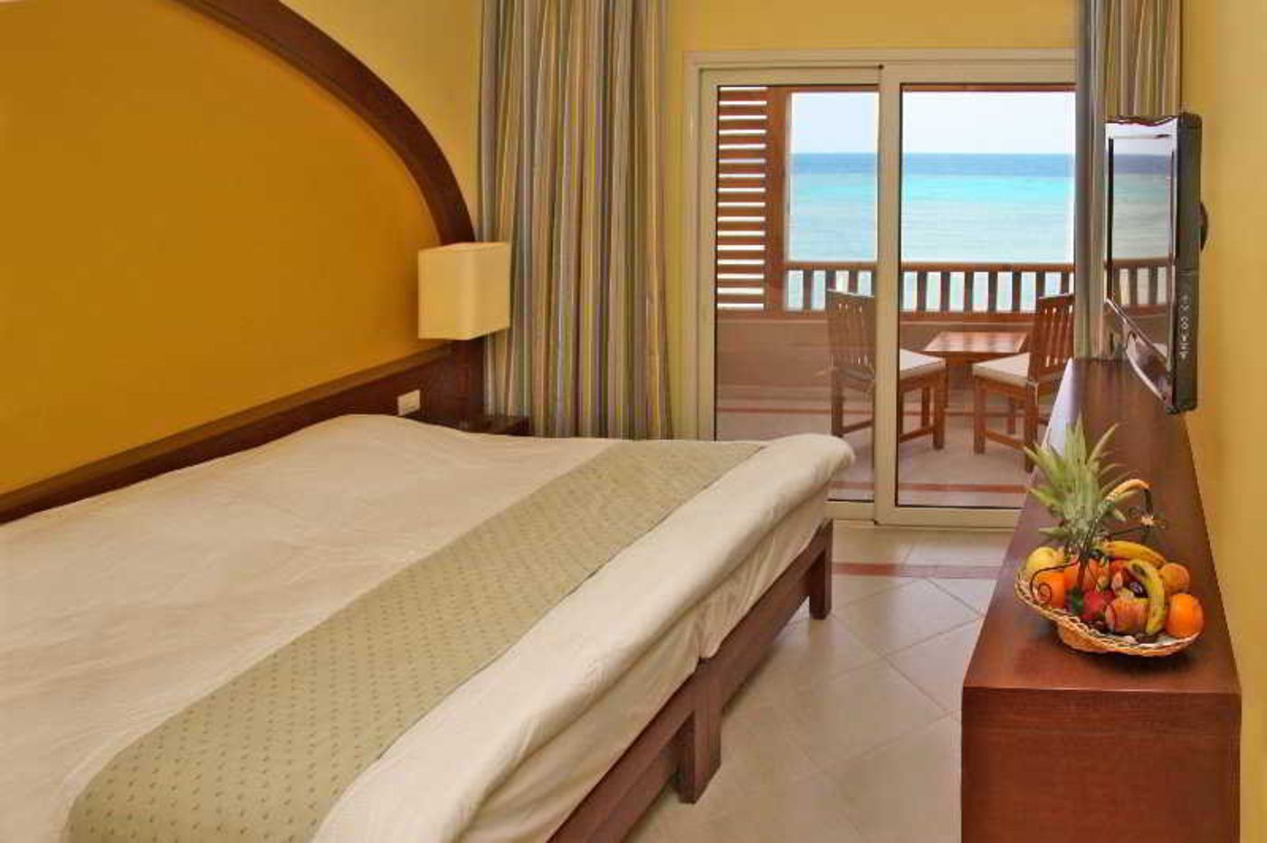 The-Breakers-Diving---Surfing-Lodge-Room-15