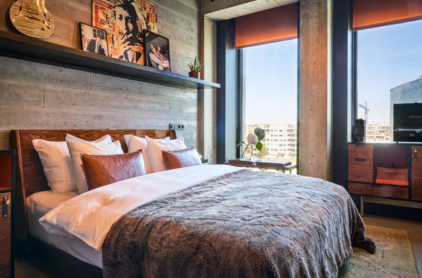 Sir-Adam-Hotel--part-of-Sircle-Collection-Room-38