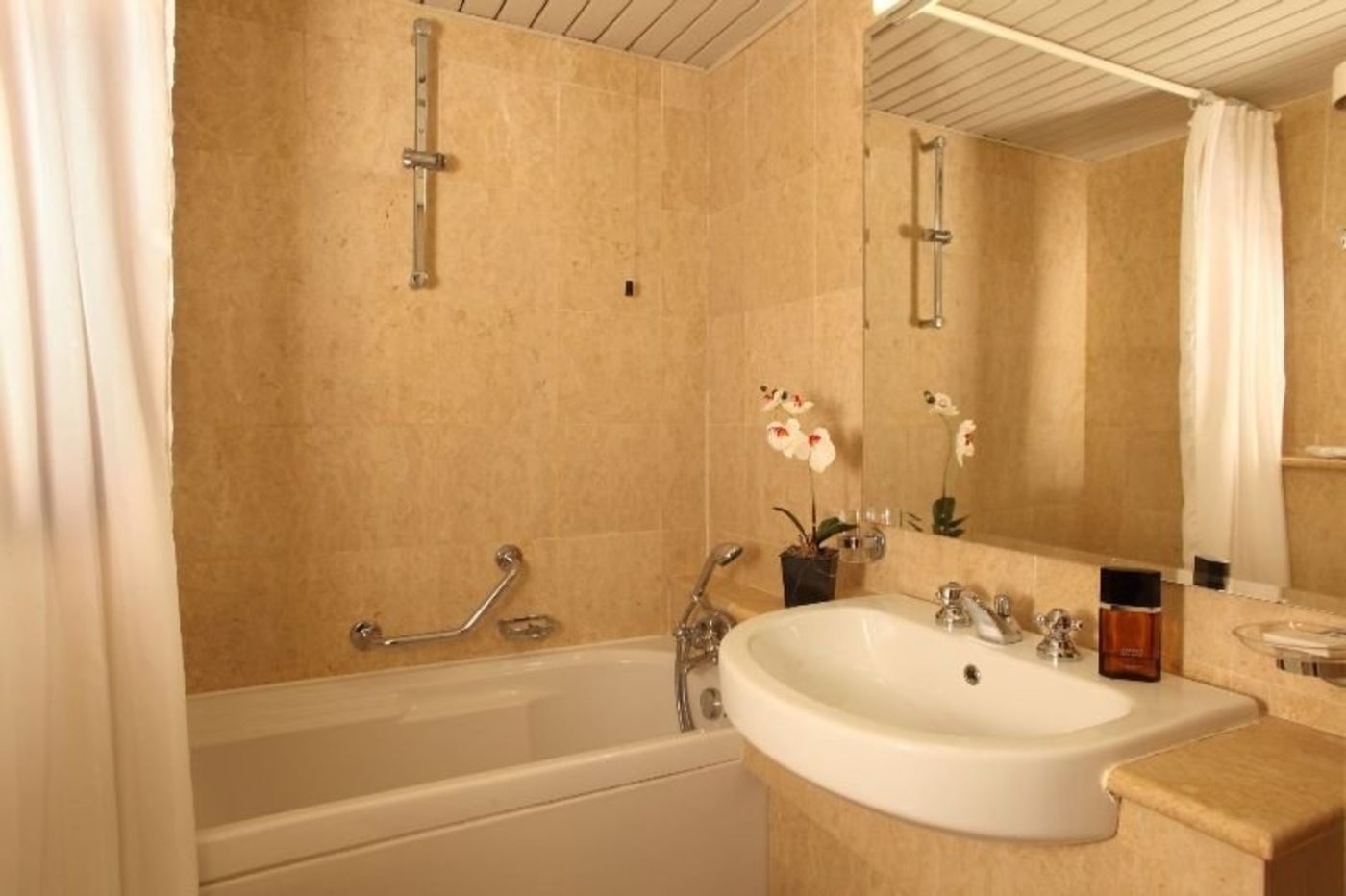 Grand-Hotel-Fleming-Room-21