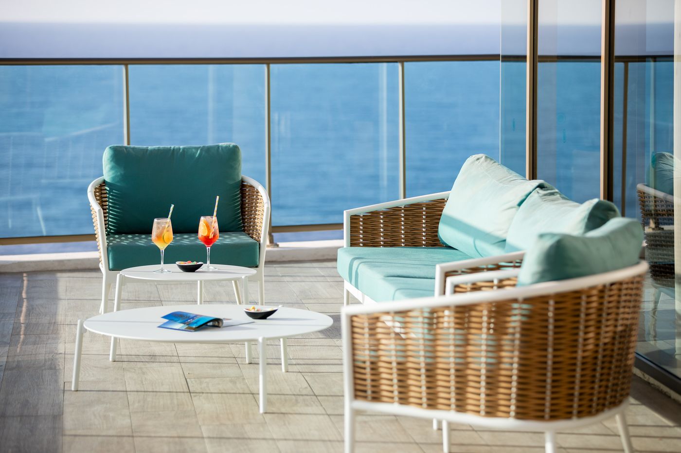 Best-Semiramis-Bar-20