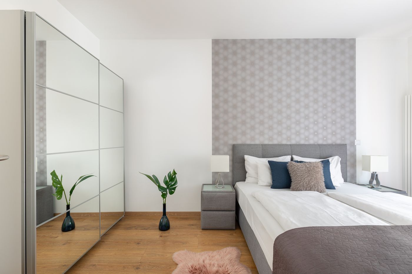 Vagabond-Broadway-Room-27