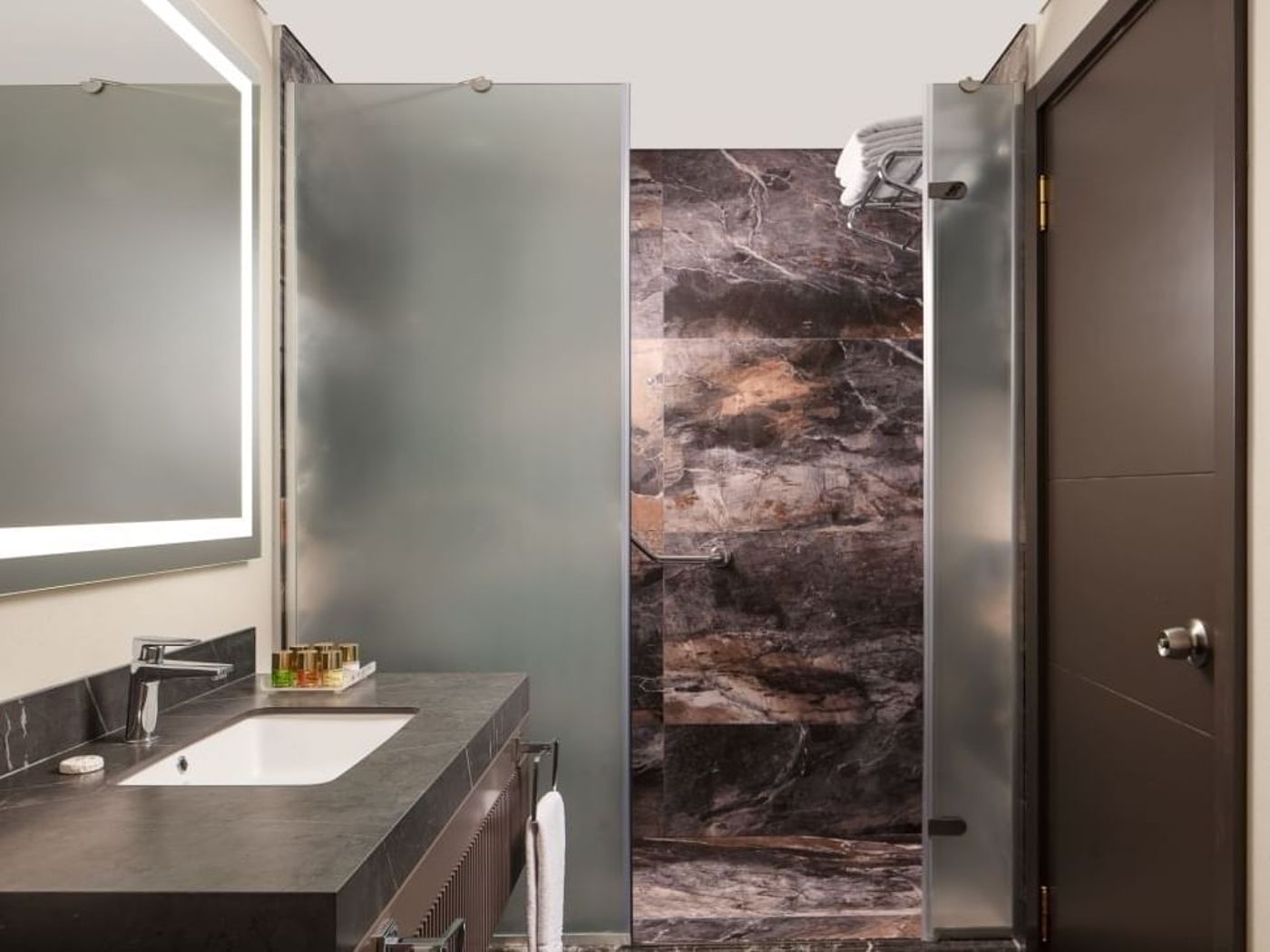 Grand-Cevahir-Hotel---Congress-Centre-Room-23