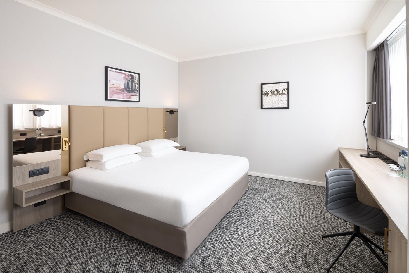 Crowne-Plaza-Milan-Linate-Room-8