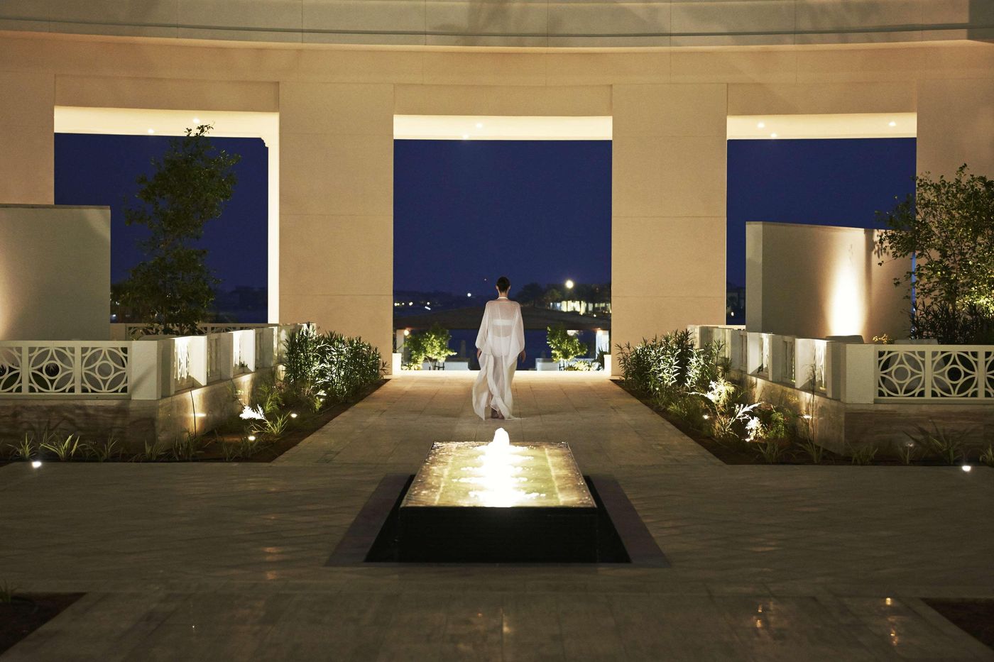 Waldorf-Astoria-Dubai-Palm-Jumeirah-Sports-and-Entertainment-11