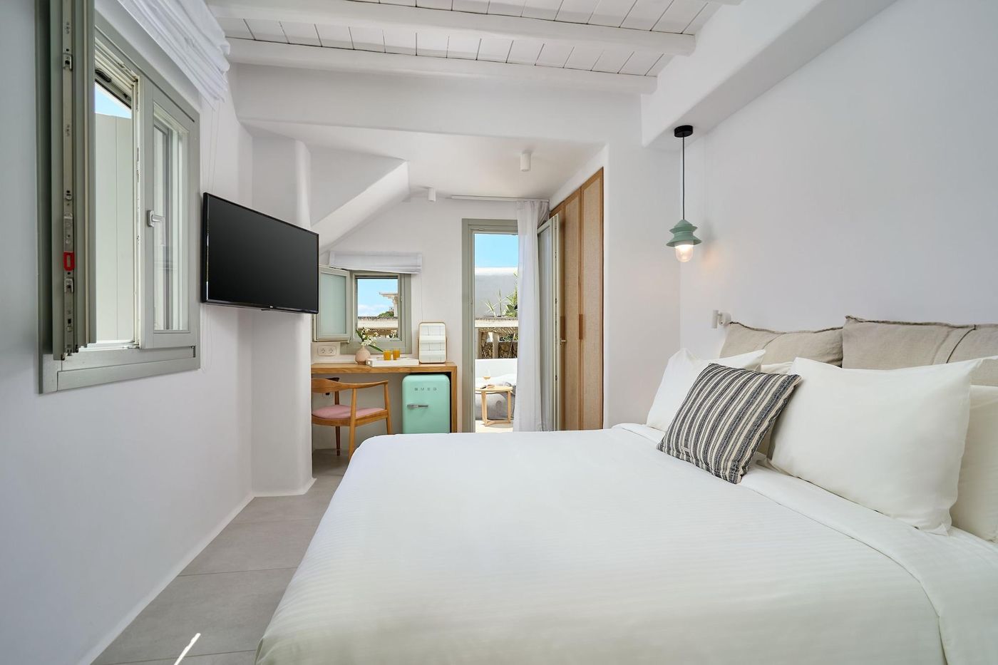Adorno-Suites-Mykonos-Room-43