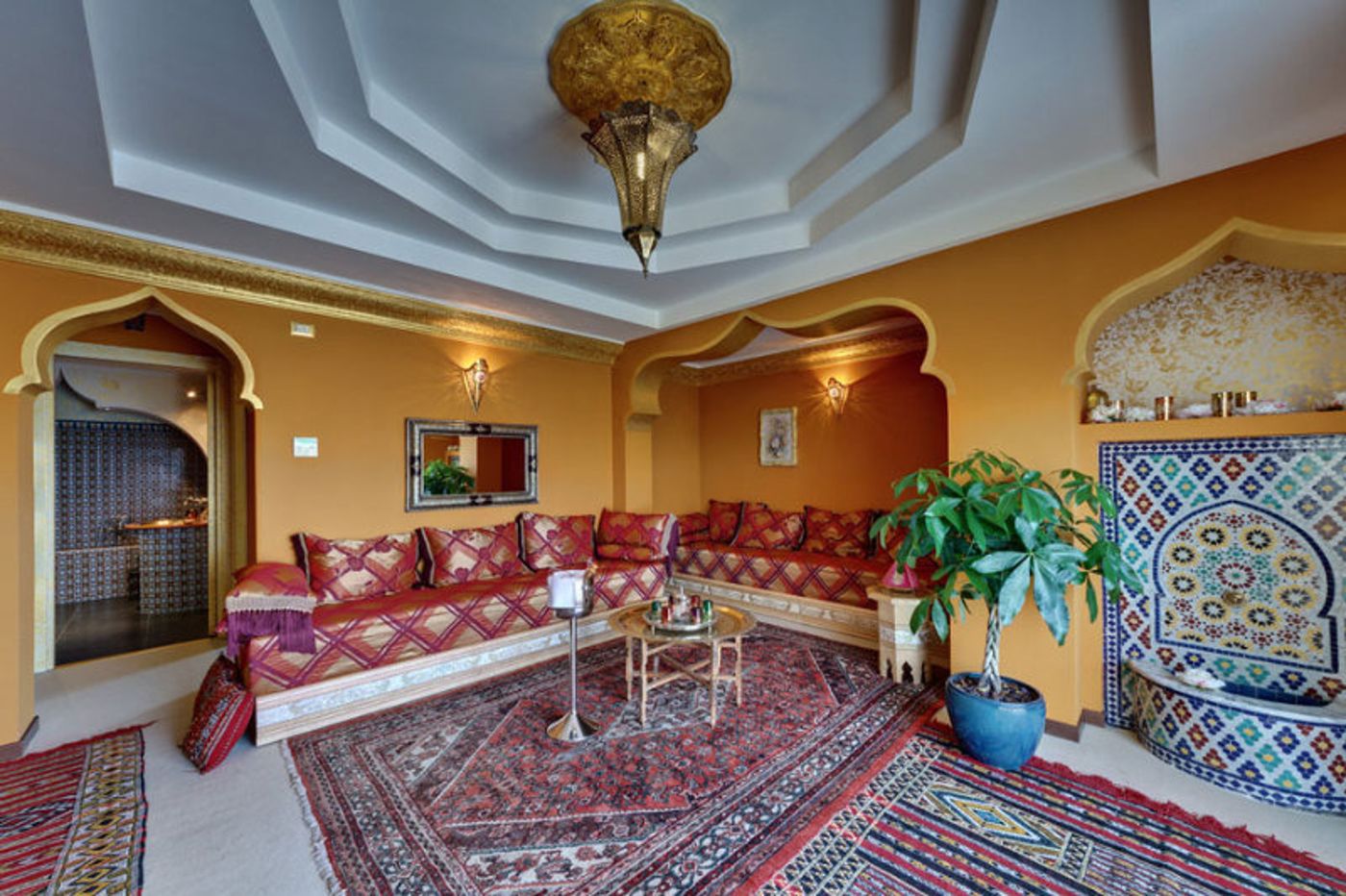 Modica-Palace-Hotel-Lobby-21