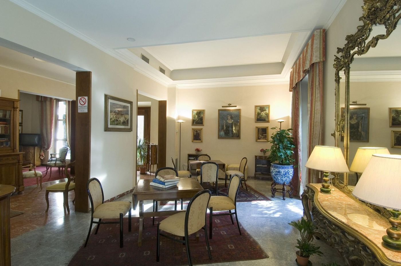 Hotel-Cappelli-Lobby-12
