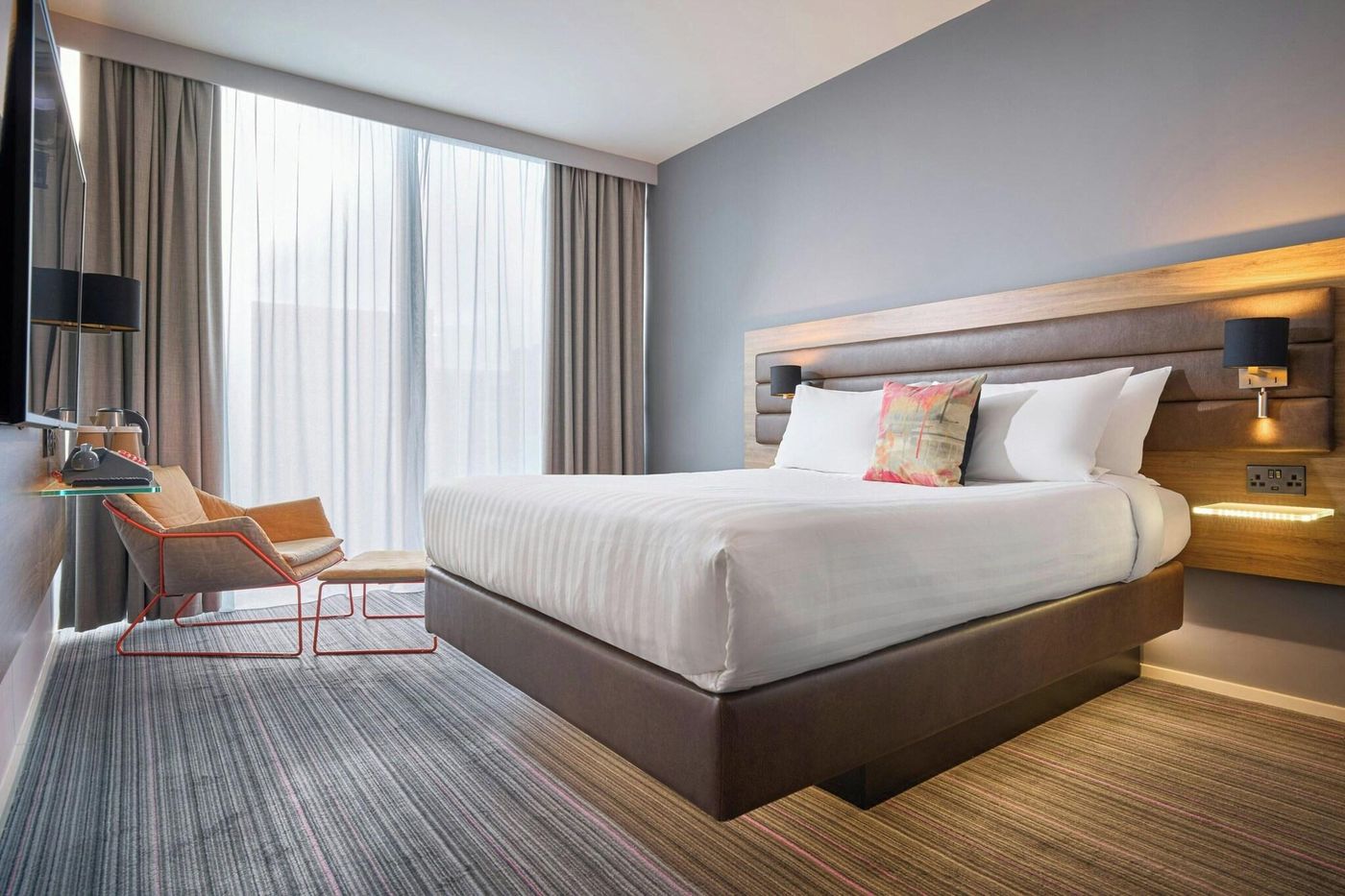 Moxy-Dublin-City-Room-22