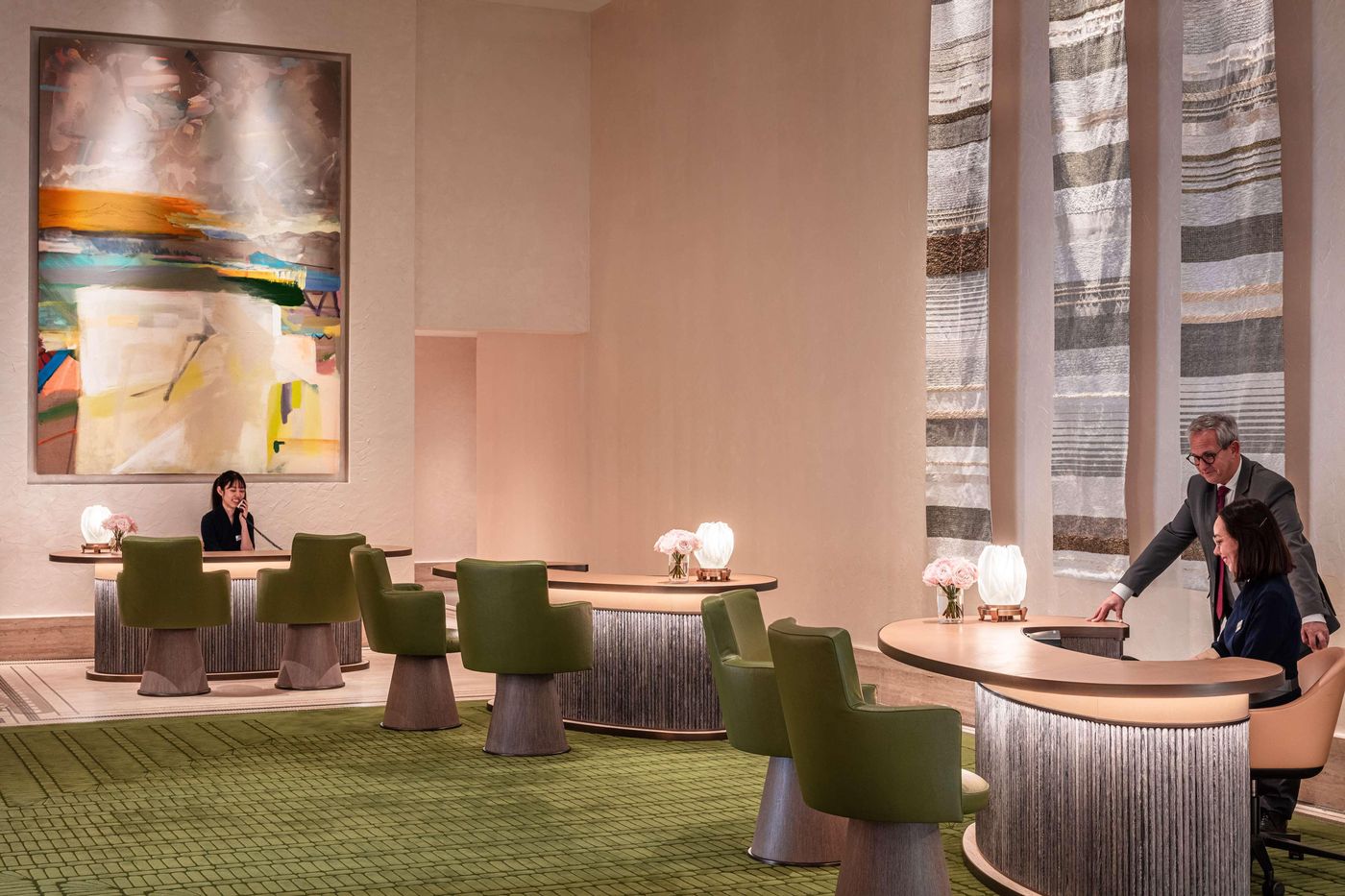 Anantara-Plaza-Nice-Hotel-Lobby-53