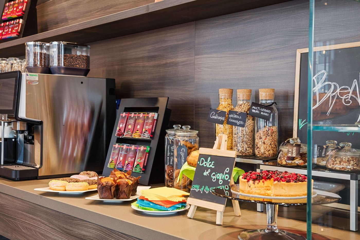 Campanile-Venice-Mestre-Restaurant-54