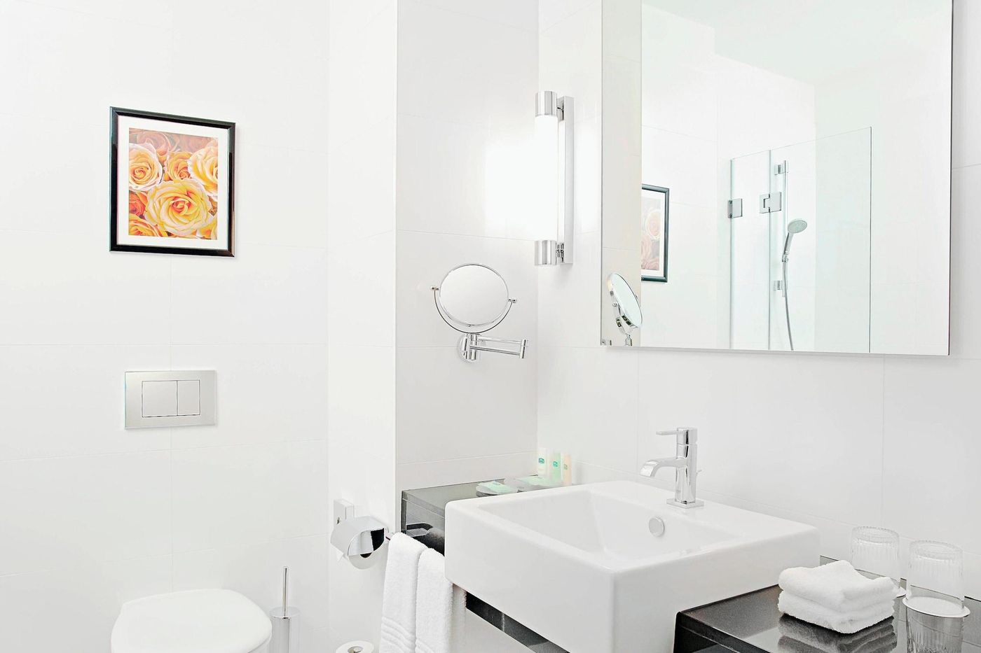 Courtyard-Budapest-Room-36