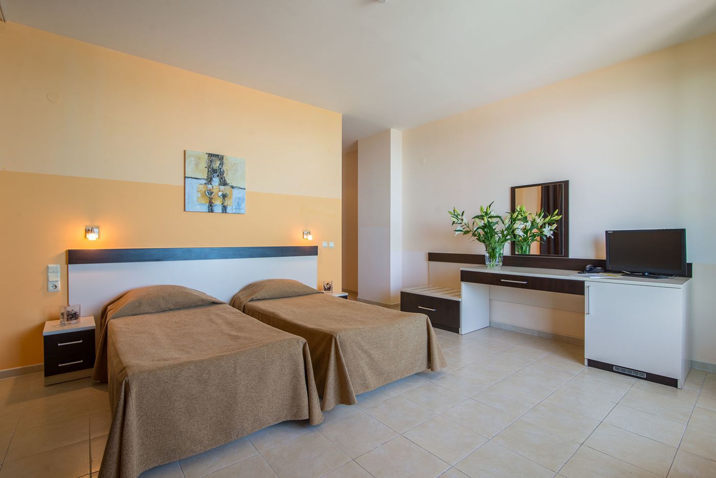 Primasol-Sunlight-Sunrise-Room-14