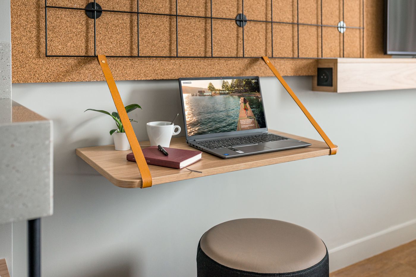 Hotel International-France-Annecy-Lobby-2