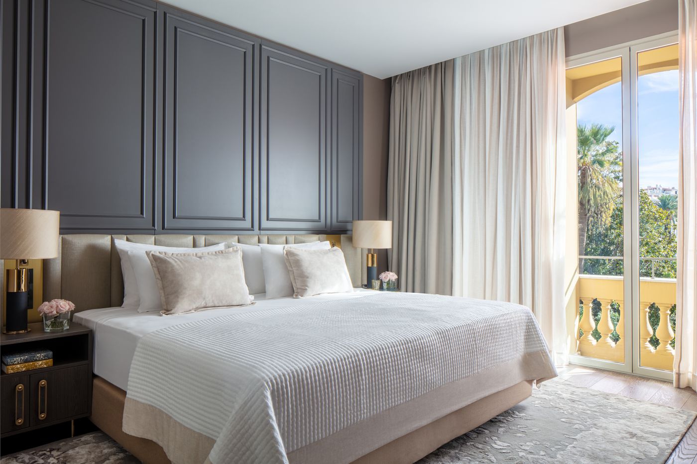 Anantara-Plaza-Nice-Hotel-Room-21