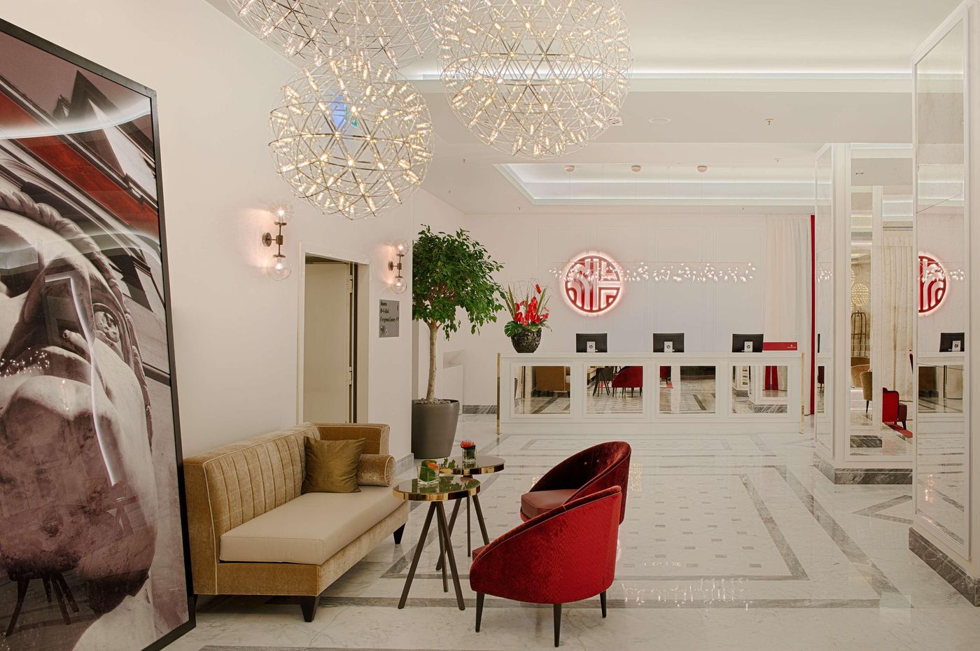 NH-Collection-Roma-Palazzo-Cinquecento-Lobby-15