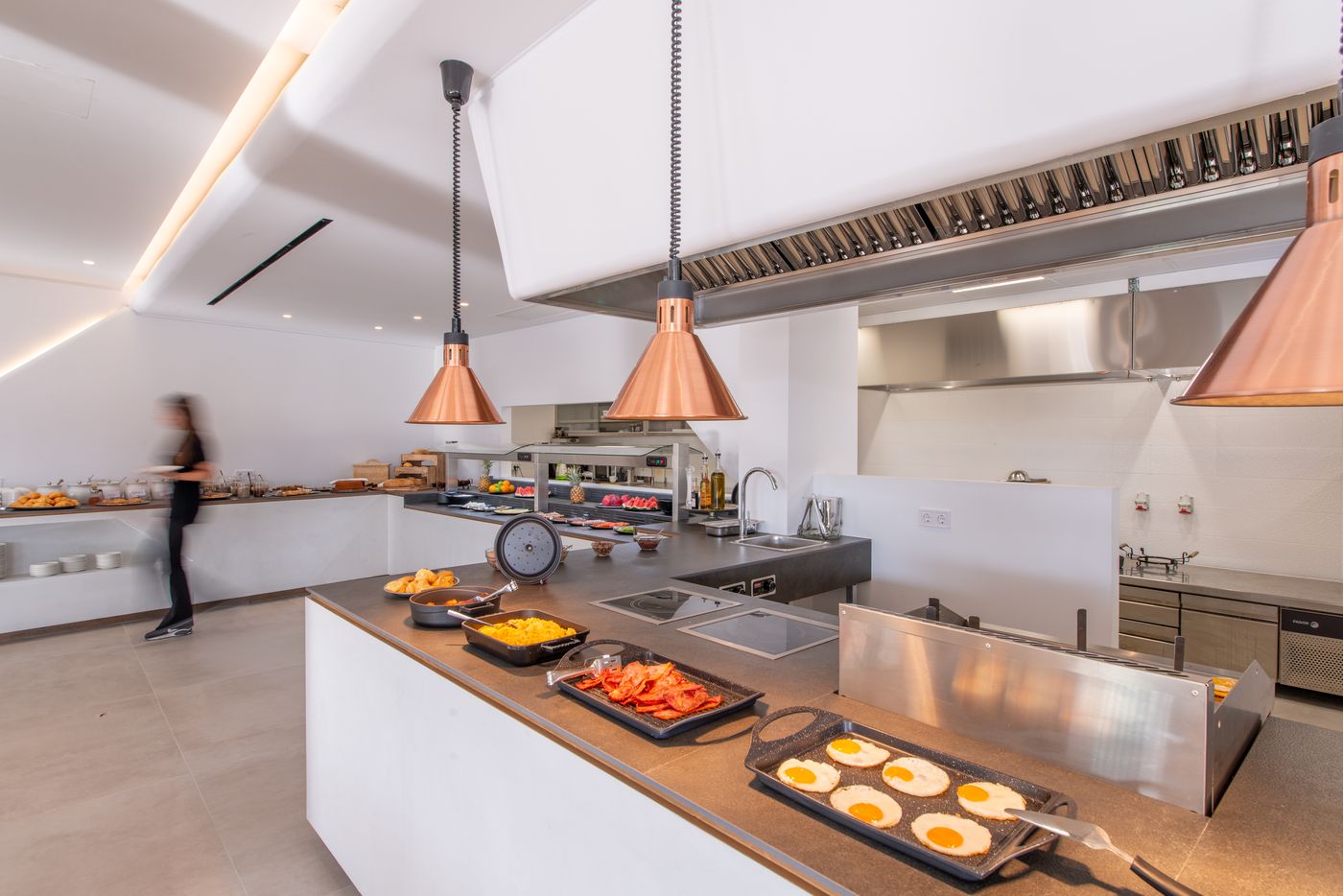 Mika-Villas-Restaurant-47