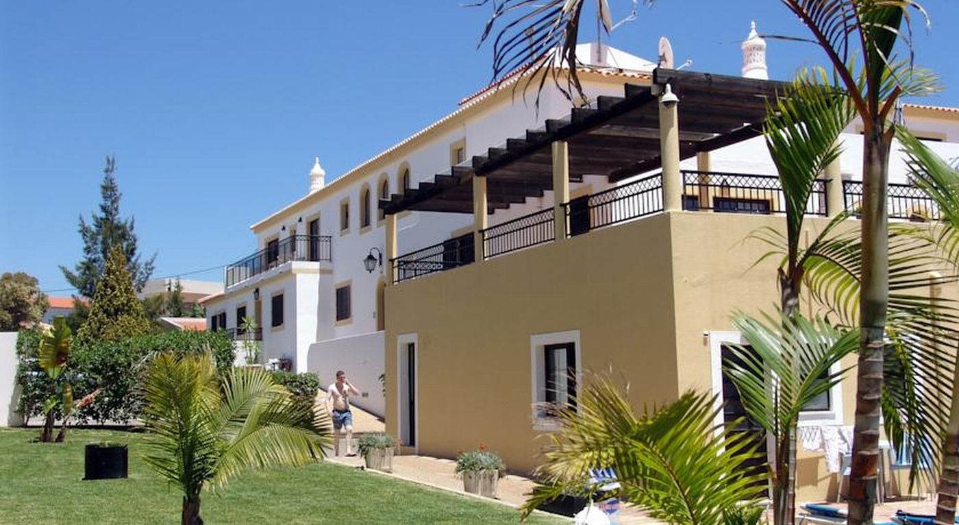 Novochoro-Apartments-Lobby-8