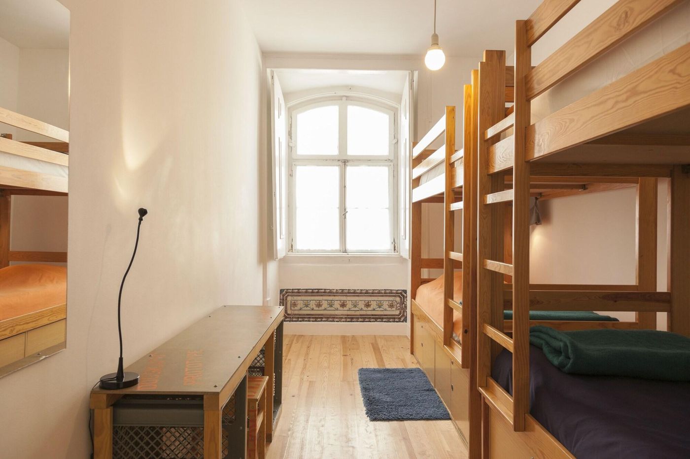 Lisbon Lounge Hostel-Portugal-Lisboa-Room-10