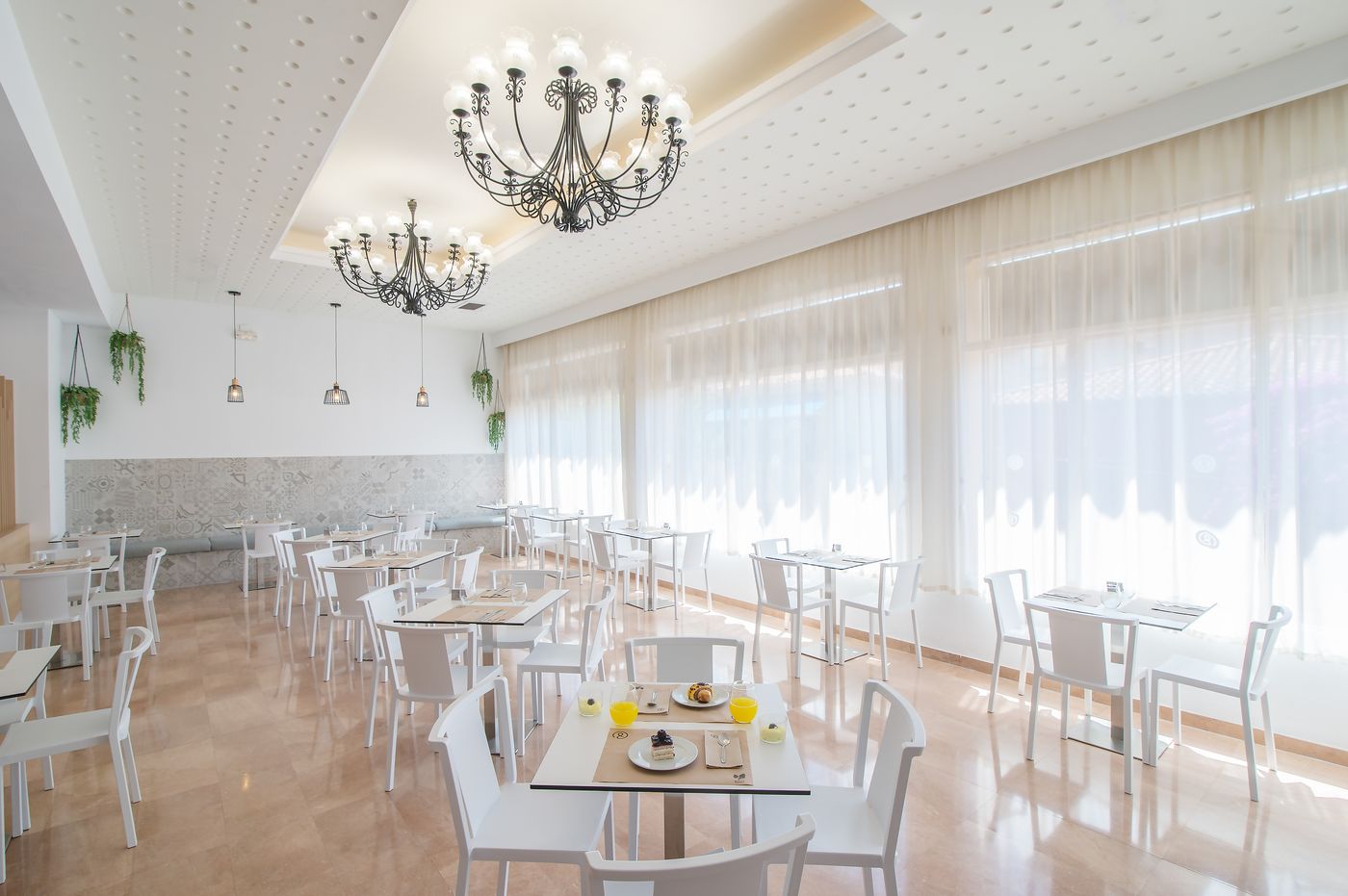 Lloret Santa Rosa Hotel by Pierre & Vacances