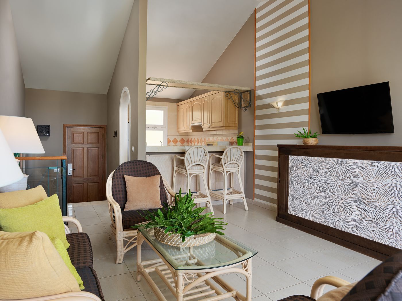 Gran-Oasis-Resort-Room-56