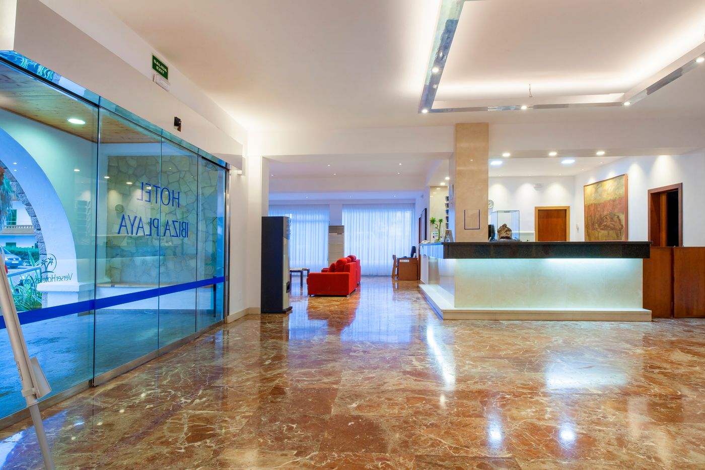 Ibiza-Playa-Lobby-30