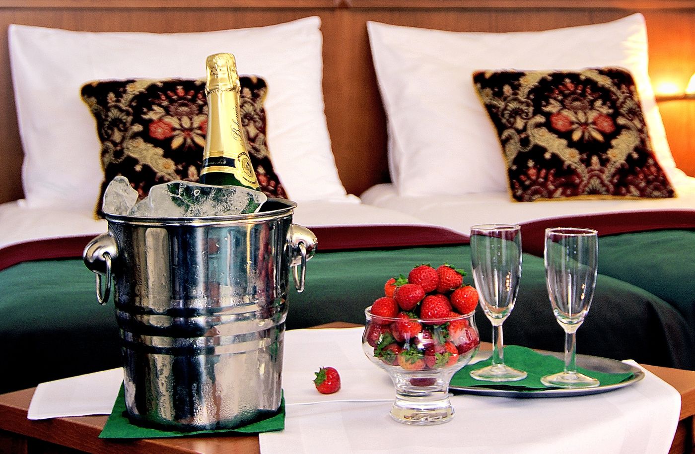 Green-Garden-Hotel-Room-26