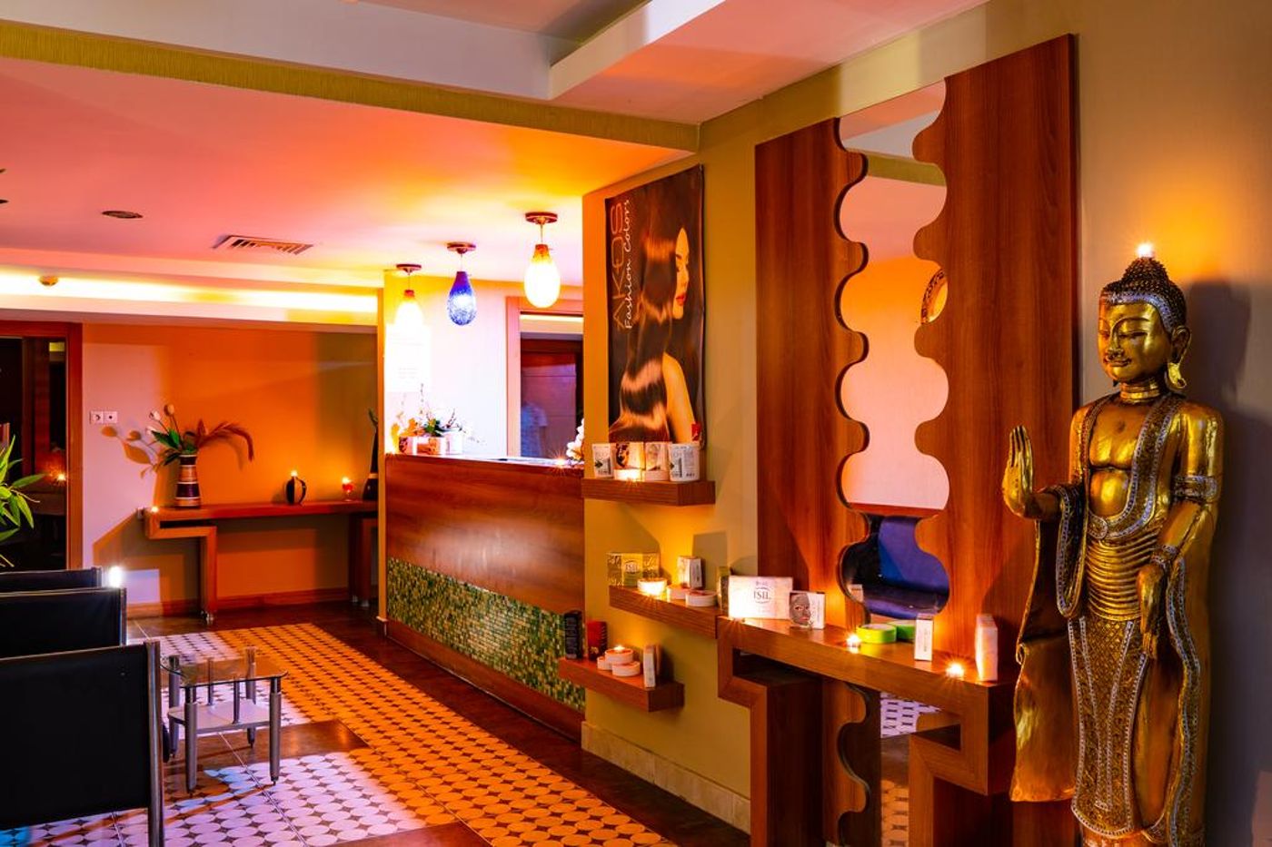 Hotel Ambassador Plaza