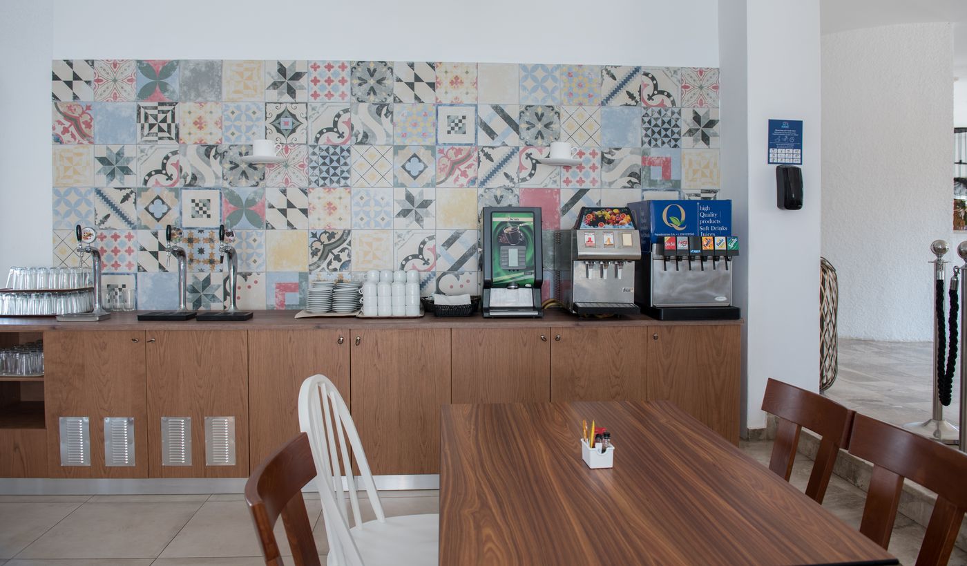 Summer-Village-Hotel-Restaurant-46