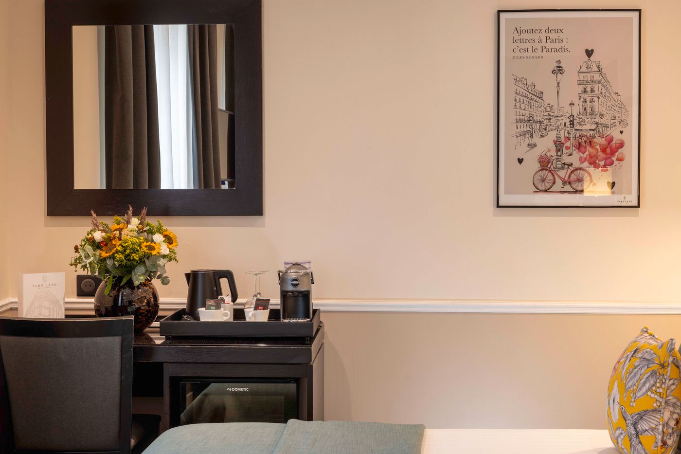 Park-Lane-Paris-Room-43